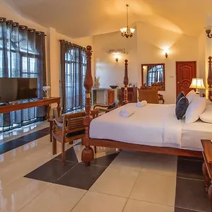 Ceylon Breeze Hotel Kandy