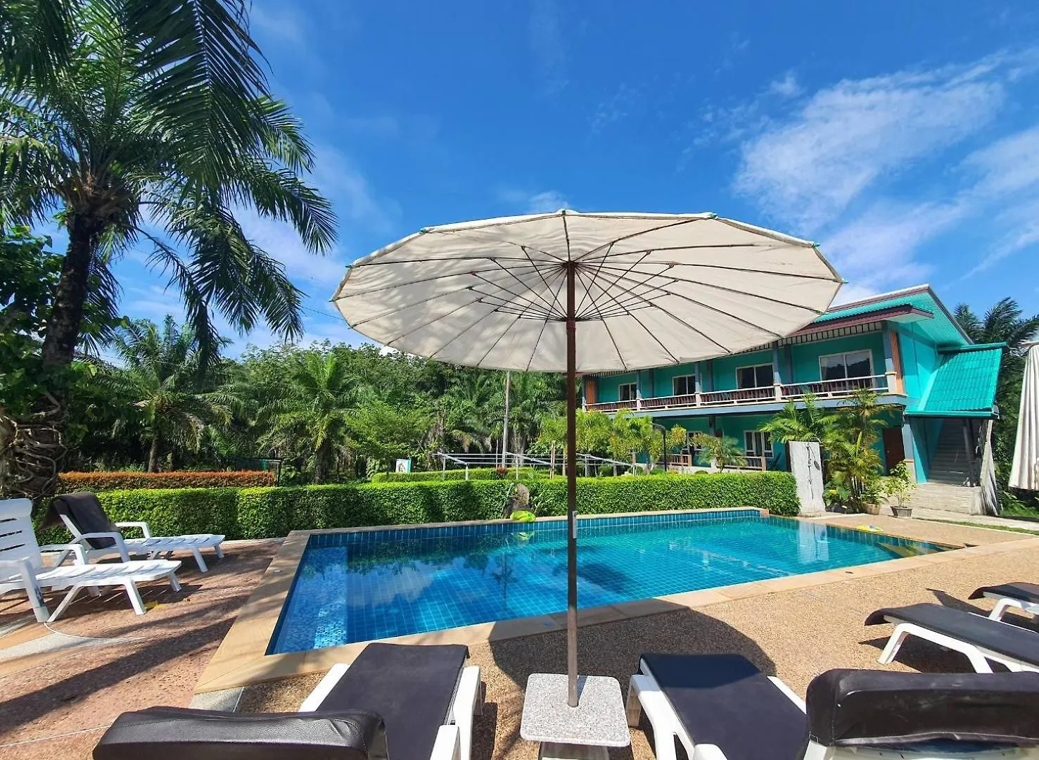 Tum Mai Kaew Lanta Resort