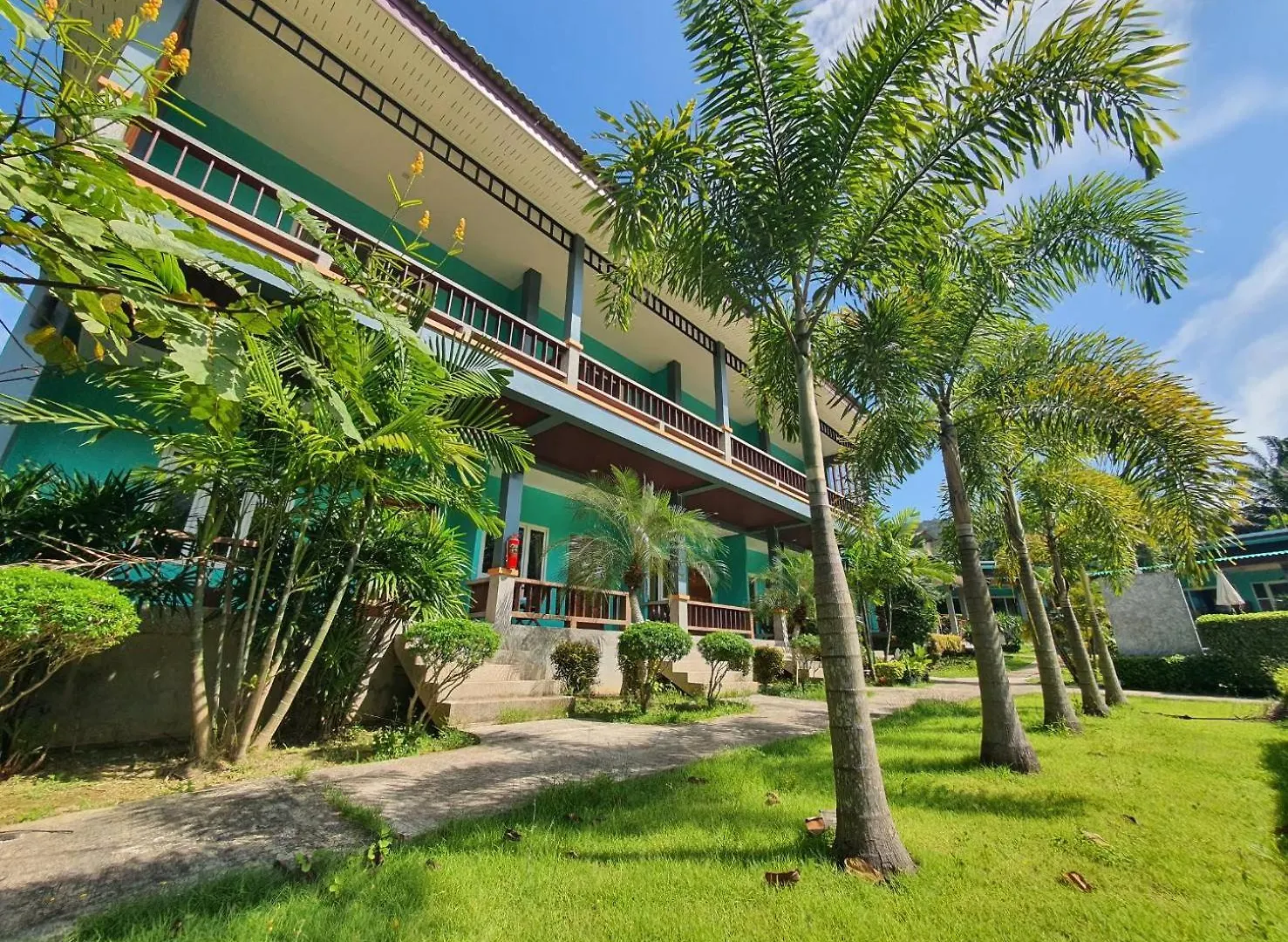 ***  Tum Mai Kaew Lanta Resort Thailand